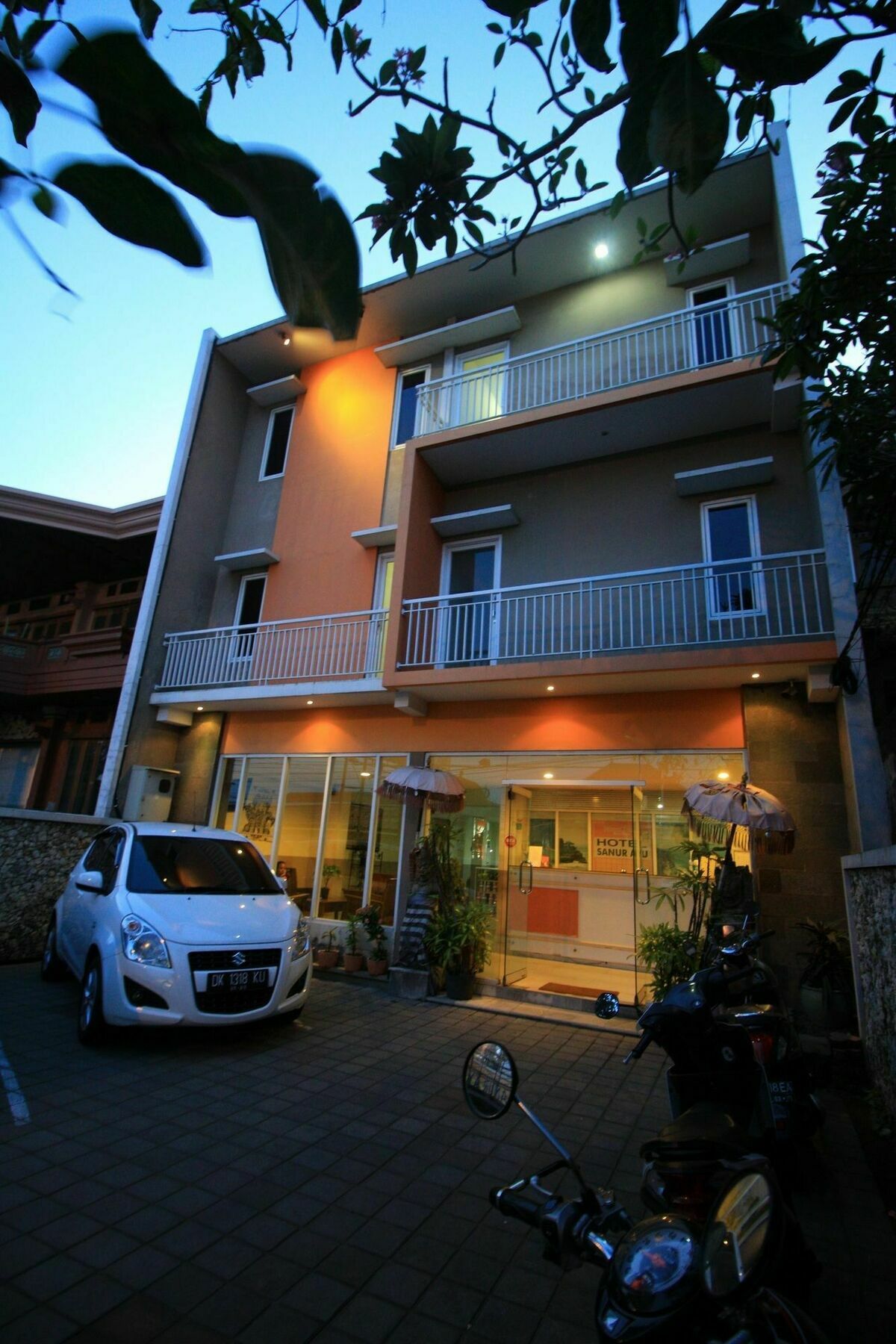 Ayu Hotel